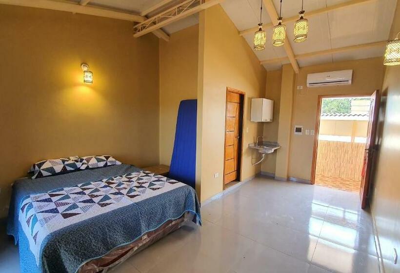 اتاق استاندارد با چشم‌انداز دریاچه, Rural Acaray Poty