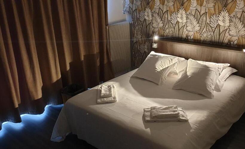 חדר דלוקס, Hôtel Les Remparts