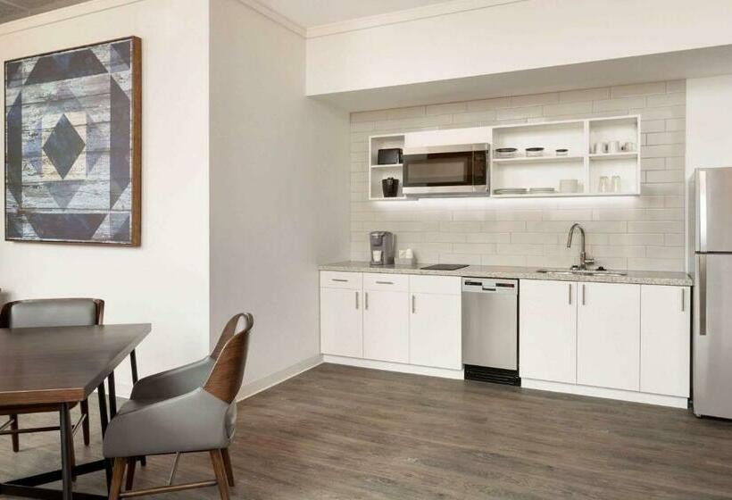 침실 2개 스위트, Leavenworth Local