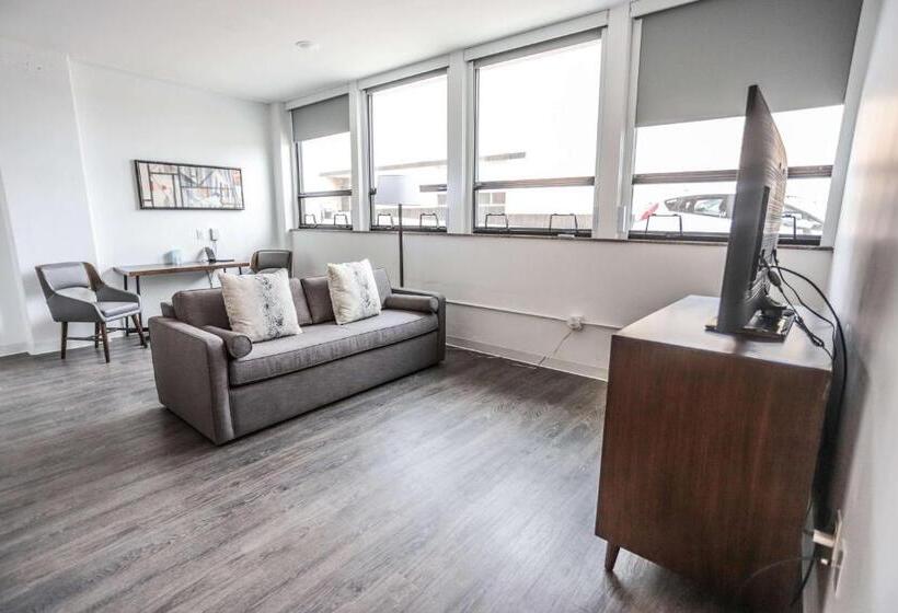 스탠다드 룸 킹사이즈 침대, Leavenworth Local