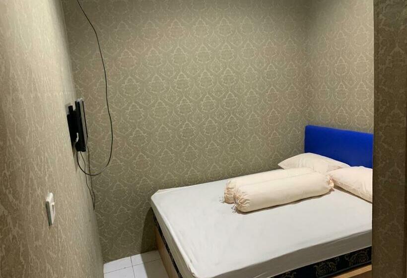 스탠다드 룸, Reddoorz Near Gembira Loka Zoo 3