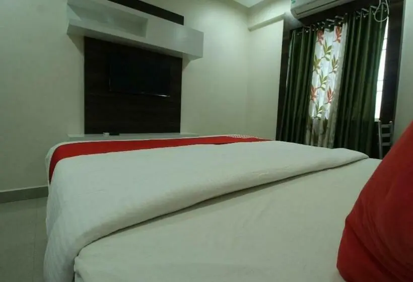 Chambre Deluxe, Staymaker Regal Residency