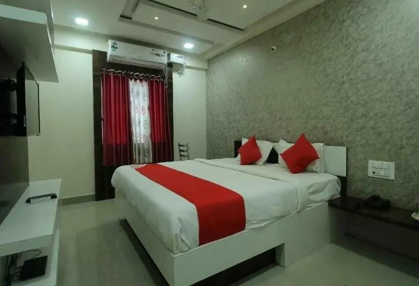 Chambre Deluxe, Staymaker Regal Residency