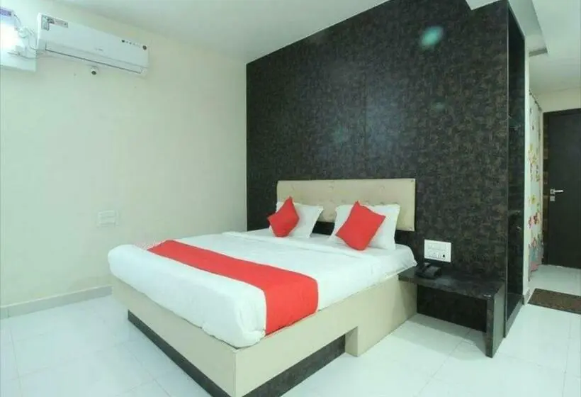 Chambre Deluxe, Staymaker Regal Residency