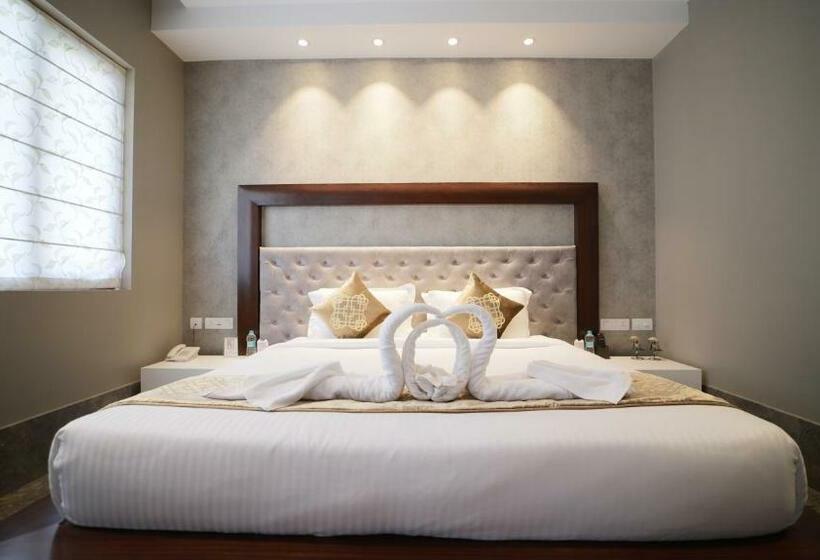 Svit, The Grand Village