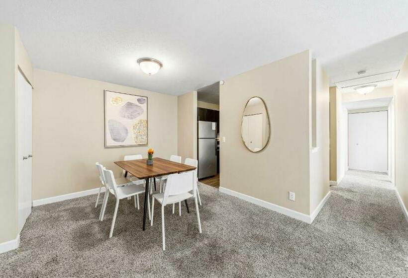 آپارتمان 2 خوابه, Kasa Downtown South Bend