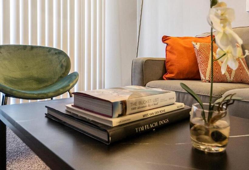 Apartamento 2 Quartos, Kasa Downtown South Bend