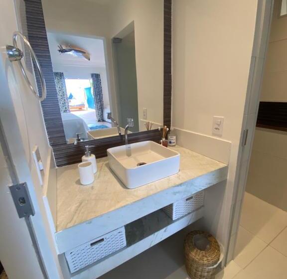 豪华三人间, Aqui Bate A Brisa Pousada