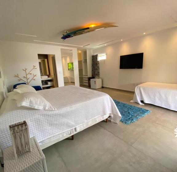 豪华三人间, Aqui Bate A Brisa Pousada