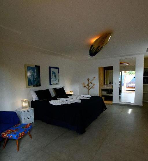 豪华三人间, Aqui Bate A Brisa Pousada