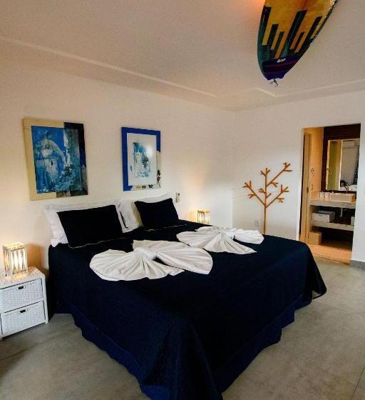 豪华三人间, Aqui Bate A Brisa Pousada