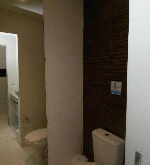 豪华三人间, Aqui Bate A Brisa Pousada