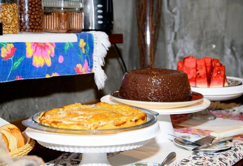 带大床的套房, Aqui Bate A Brisa Pousada