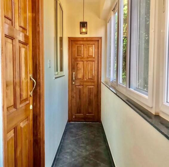 اتاق لوکس, Franria Villa Guest House