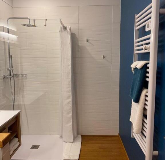 חדר קומפורט לשלושה, Aux Coteaux D Aussac