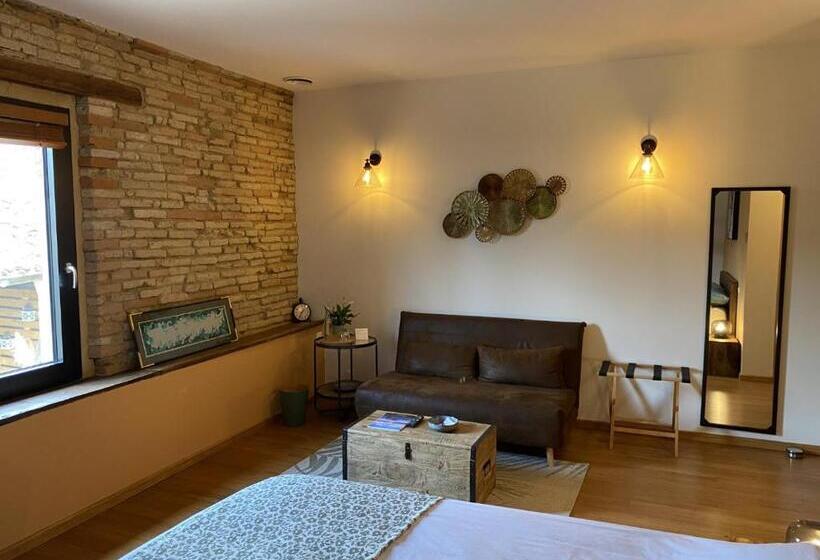 Трехместный Номер Комфорт, Aux Coteaux D Aussac