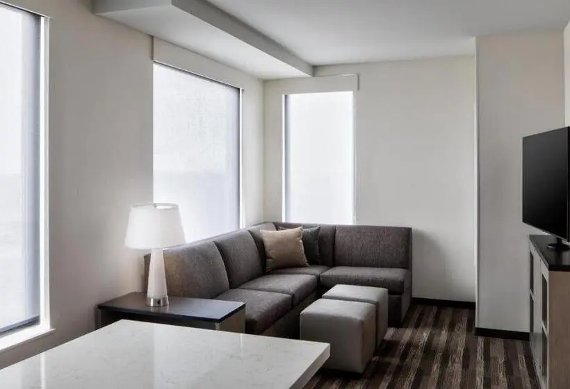 クイーンサイズベッドのスイートルーム, Hyatt House Denver Aurora