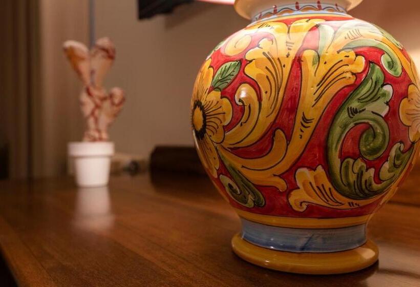 اتاق لوکس, Villa San Lorenzo