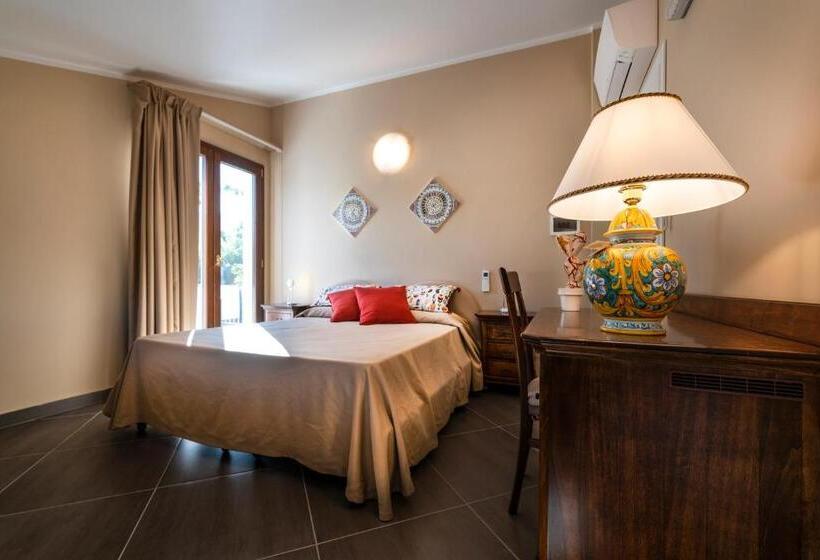 اتاق لوکس, Villa San Lorenzo