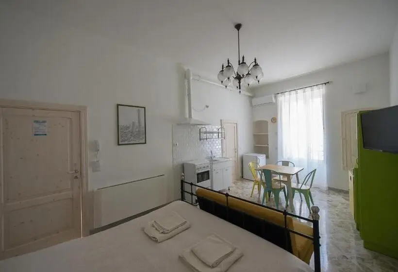 Perhehuone, Ai Cappuccini Guest House