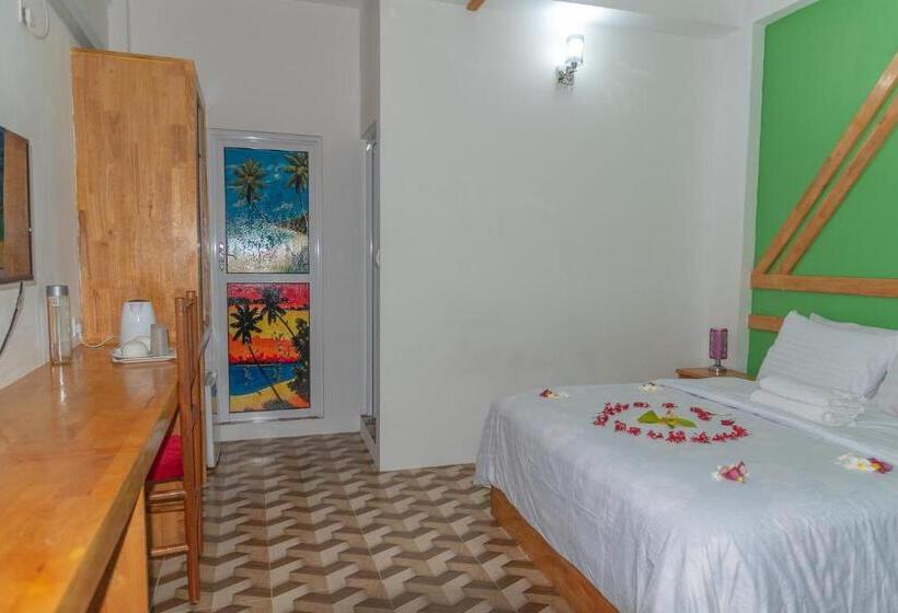 اتاق استاندارد با بالکن, Chao Guest House