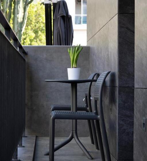 اتاق استاندارد با بالکن, Trend Suites Cycle