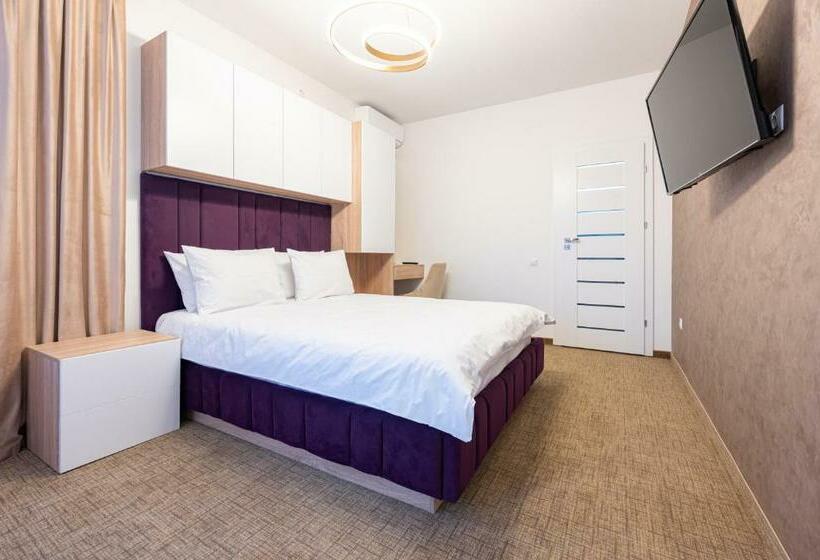 חדר דלוקס, Klia