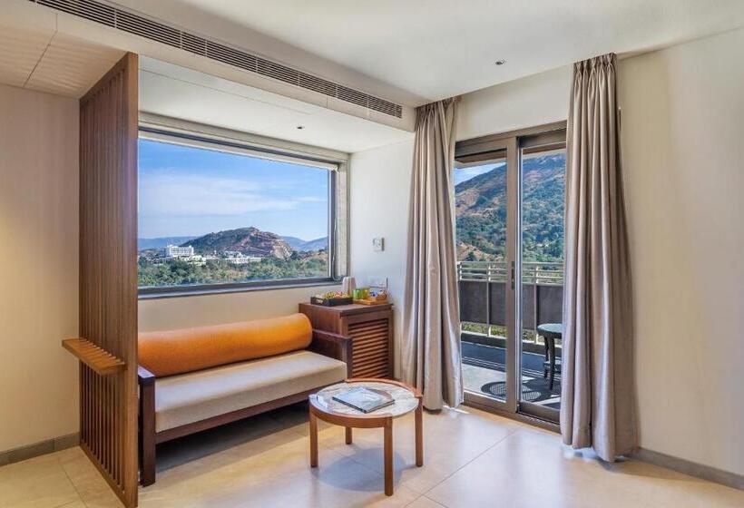 סוויטה, Bodhi A Boutique