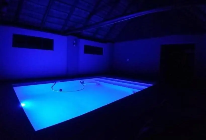 プール付き１ベッドルームヴィラ, Vaal Marina Resort