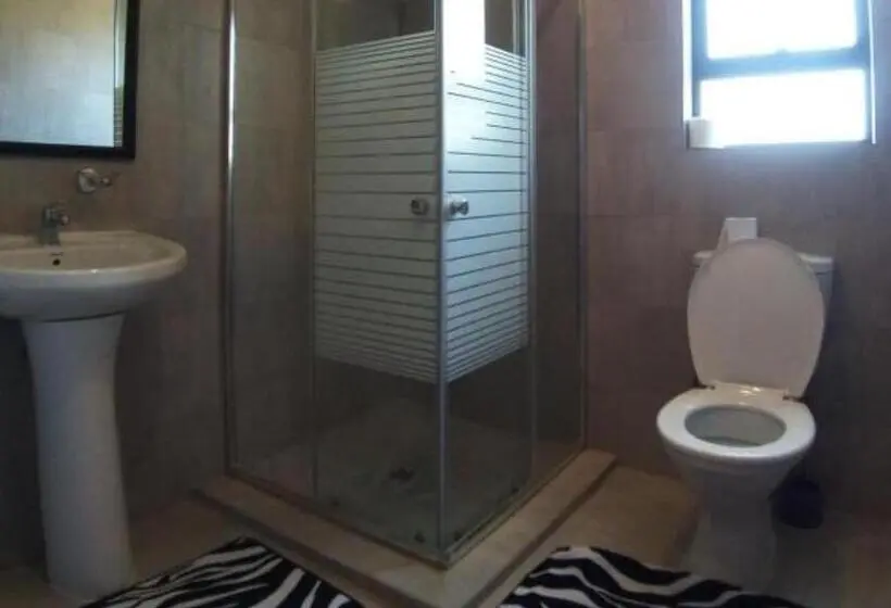 スーペリアー１ベッドルームビラ, Vaal Marina Resort