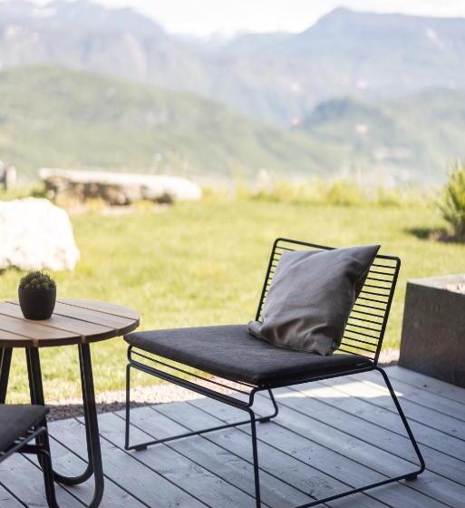 جناح مطل على البحيرة, Im Zeitlauf   Life With Nature