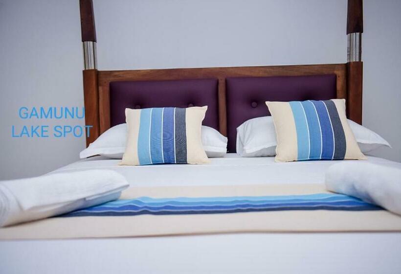 חדר סופריור, Double Lake View Tissa & Safari