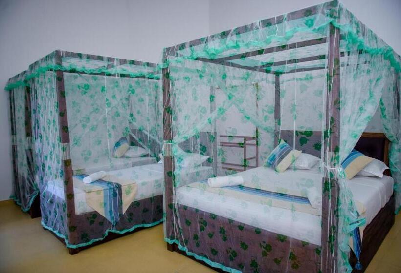 חדר משפתחתי סופריור, Double Lake View Tissa & Safari