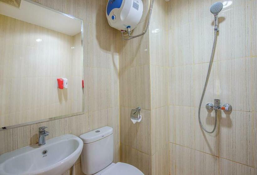 Номер Superior, Skyview Sentul Tower Apartments