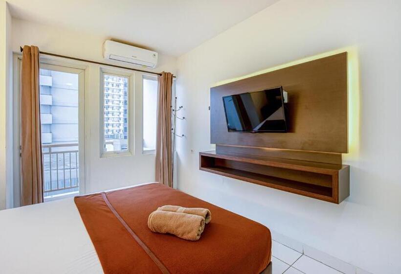 Номер Superior, Skyview Sentul Tower Apartments