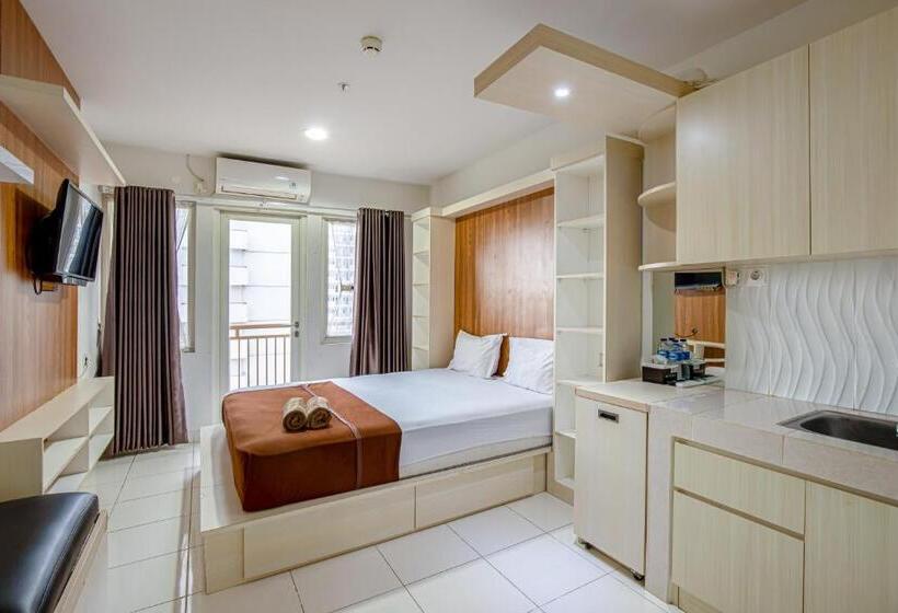 Номер Superior, Skyview Sentul Tower Apartments