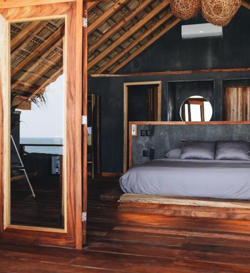 オーシャンビューデラックススイート, Naked Hotel Zipolite  Adults Only