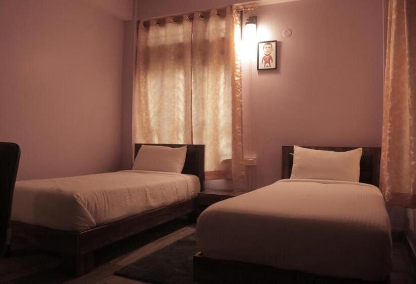 スタンダードルーム, Grassroot Residency Guwahati