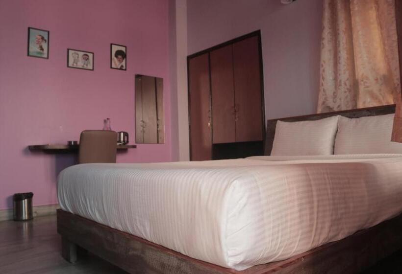 デラックスルーム, Grassroot Residency Guwahati