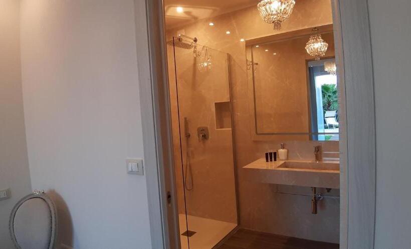 اتاق لوکس سه تخته, Luxury Dreams