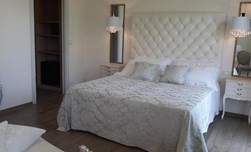 سوئیت با وان آب گرم, Luxury Dreams