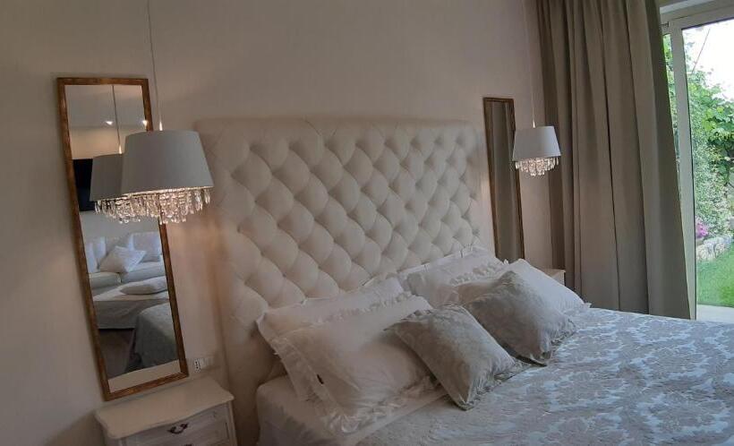 سوئیت با وان آب گرم, Luxury Dreams