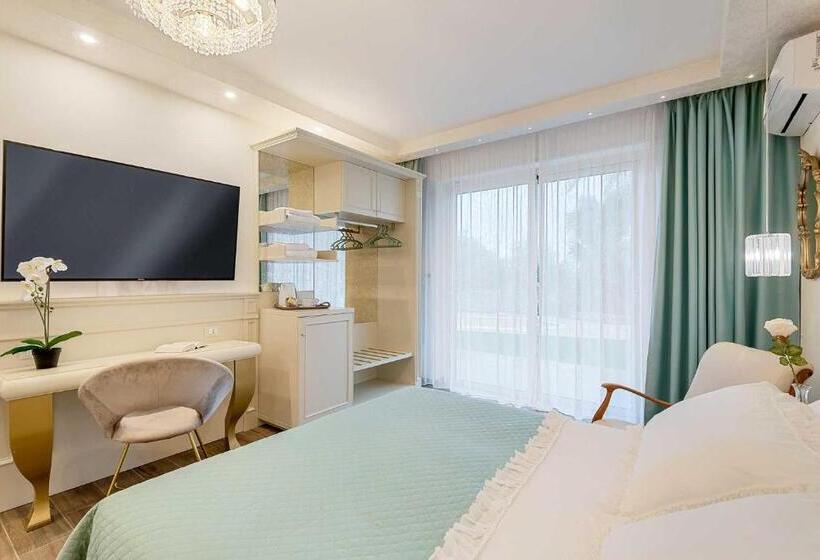 اتاق لوکس, Luxury Dreams