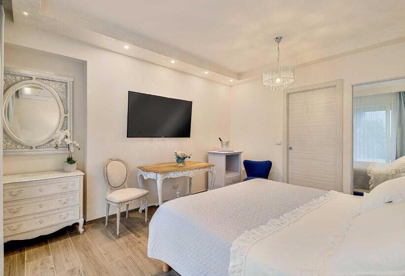 اتاق لوکس سه تخته, Luxury Dreams