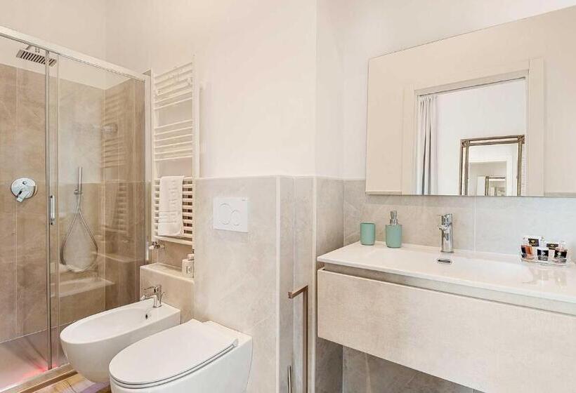 إستوديو قياسى مطل على البحر, Luxury Dreams