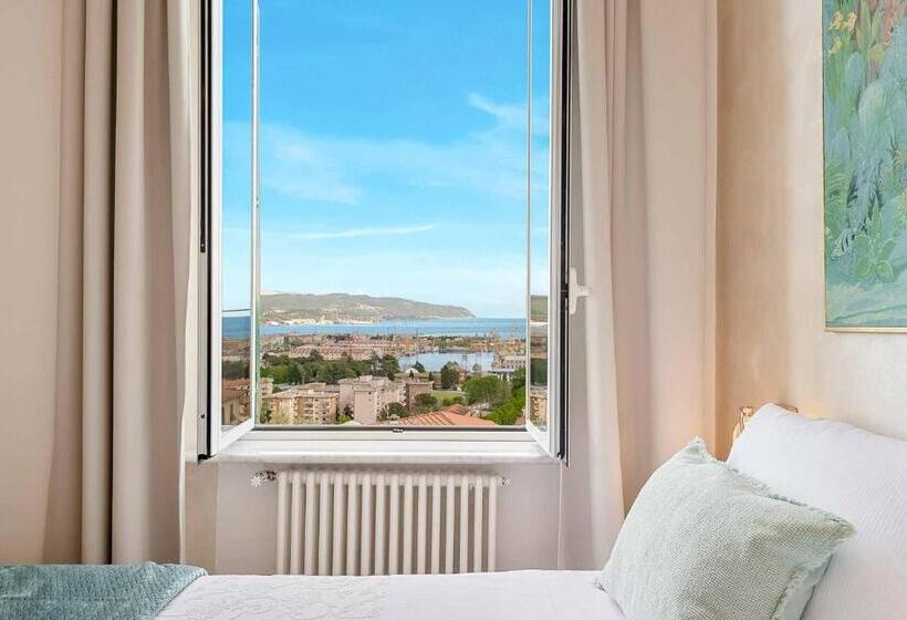 استودیوی استاندارد با چشمانداز دریا, Luxury Dreams