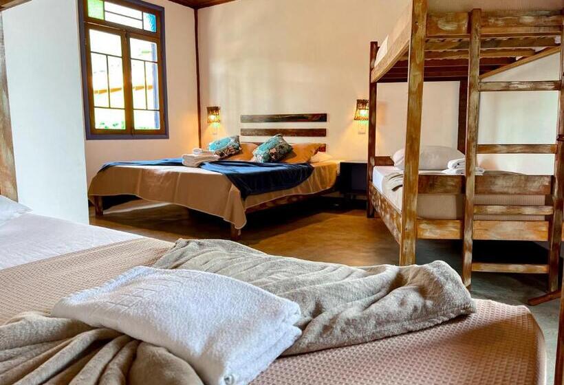 패밀리 스위트, Vila Pequeá Pousada Ilhabela