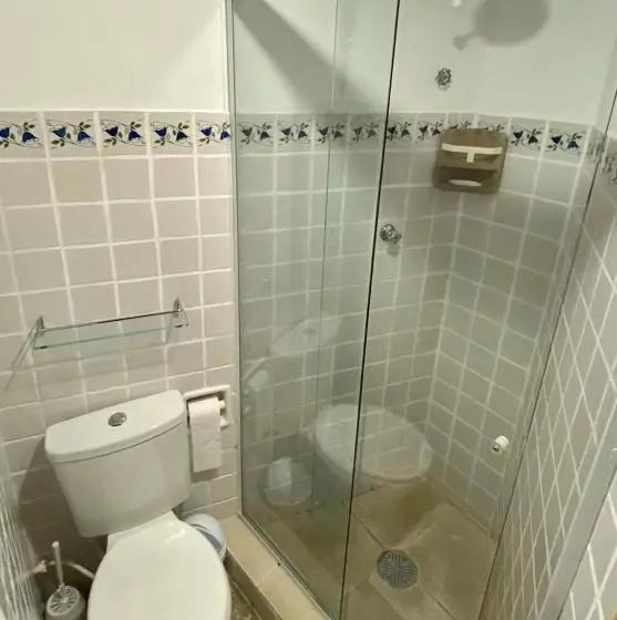 سوییت, Vila Pequeá Pousada Ilhabela