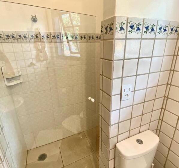 سوئیت با بالکن, Vila Pequeá Pousada Ilhabela