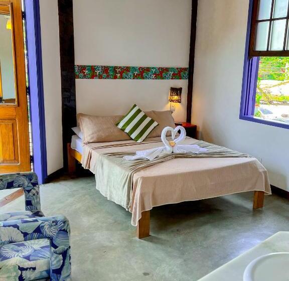 سوئیت با بالکن, Vila Pequeá Pousada Ilhabela